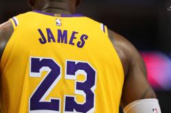 开云体育在线-关于湖人在上海破纪录引热议的信息