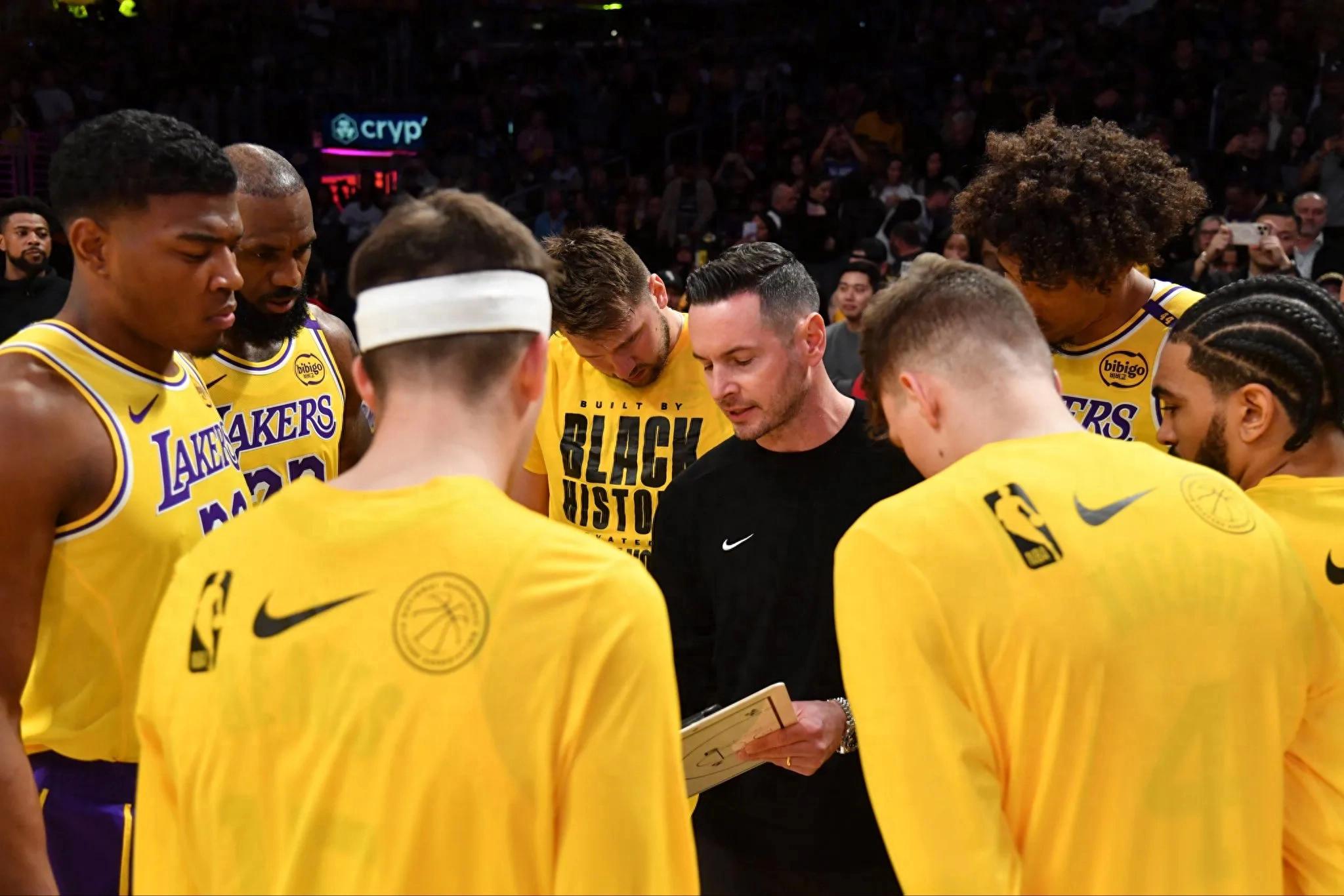 NBA主场比赛连胜纪录刷新，球迷欢呼雀跃的简单介绍